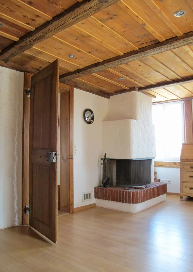 Ausgebautes Dachgeschoss mit Holzverkleidung