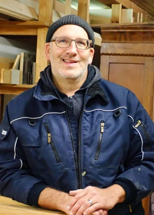 Beat Soltermann bei der Denkmalpflege-Arbeit